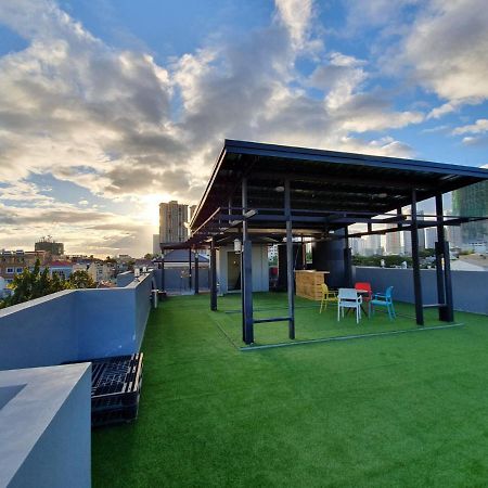 Innspired Hostel Ph In Makati, Metro Manila Makati City Exteriör bild